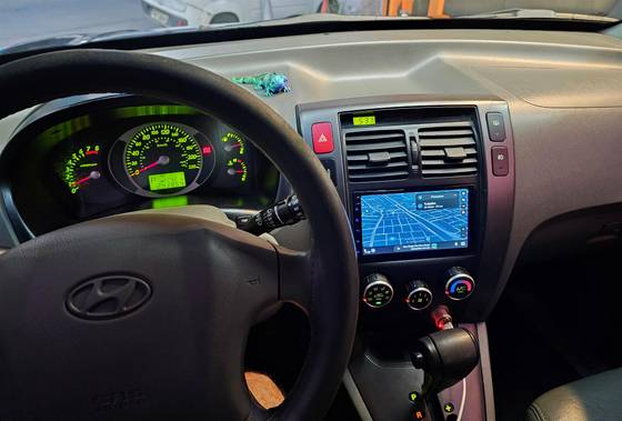HYUNDAI TUCSON 2.0 MPFI GL 16V 142CV 2WD GASOLINA 4P AUTOMÁTICO